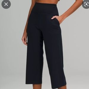 Lululemon HR Align Wide Leg Crop (Grey)
